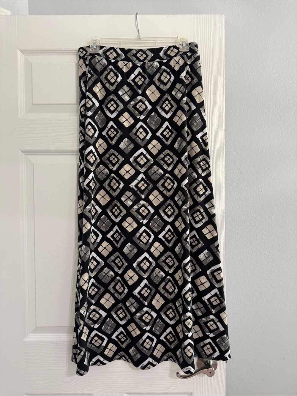 Cato Black and Cream Geometric Print Maxi Skirt
